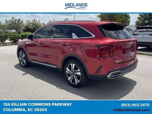 Used 2023 Kia Sorento SX Prestige w/ Panoramic Sunroof Package AWD/4WD image 4