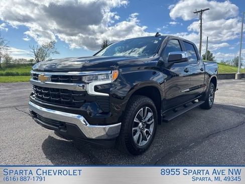 Used 2025 Chevrolet Silverado 1500 LT AWD/4WD image 7