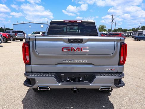 New 2026 GMC Sierra 1500 AT4 w/ AT4 Premium Package AWD/4WD image 4
