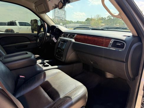 Used 2012 GMC Sierra 2500 SLT w/ SLT Convenience Package AWD/4WD image 13