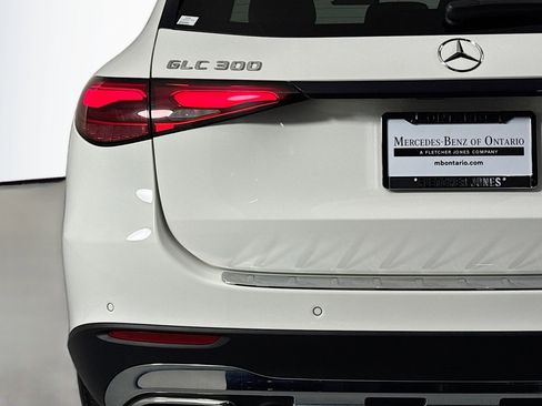 Used 2023 Mercedes-Benz GLC 300 image 14
