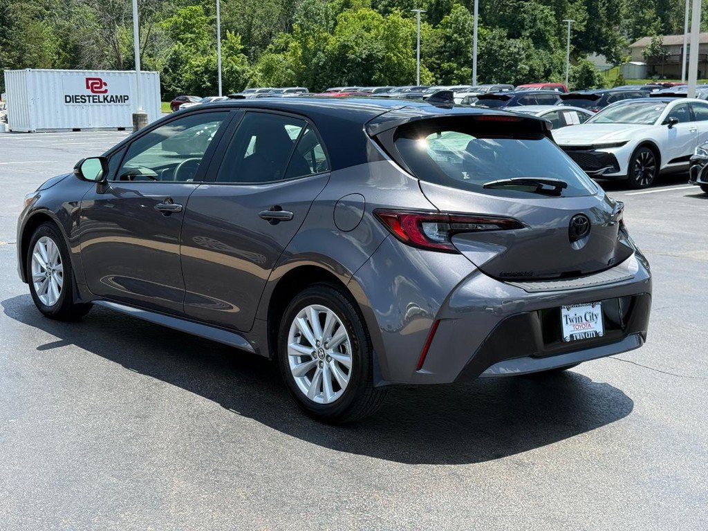 Certified 2024 Toyota Corolla SE FWD image 7