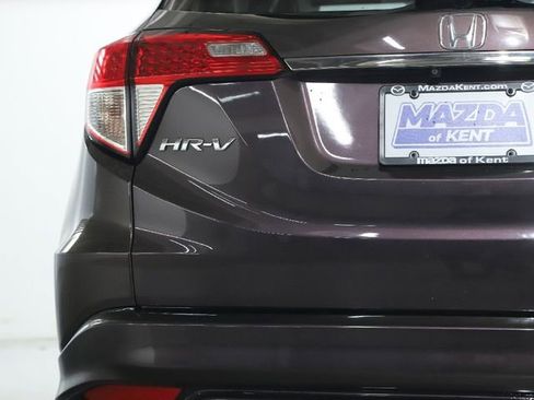 Used 2020 Honda HR-V Touring image 16