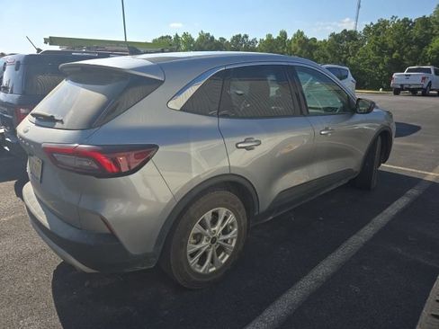 Used 2024 Ford Escape Active FWD image 3