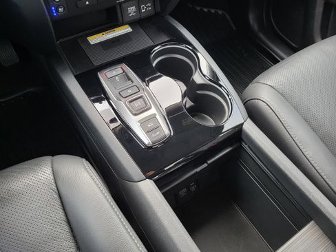 Used 2022 Honda Pilot Elite image 36