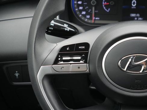 Used 2022 Hyundai Tucson SEL image 16