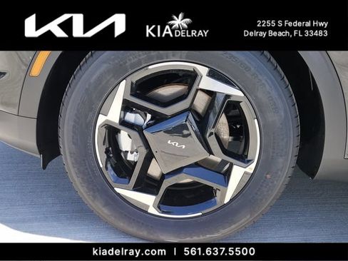 New 2026 Kia Sportage EX w/ EX Panorama Roof Package FWD image 31