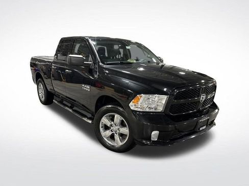 Used 2018 RAM 1500 Express w/ Express Value Package image 38