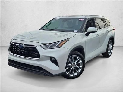 Used 2022 Toyota Highlander Limited