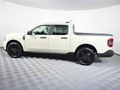Used 2025 Ford Maverick XLT w/ Black Appearance Package AWD/4WD image 3