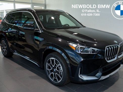 Used 2025 BMW X1 xDrive28i w/ Premium Package image 1