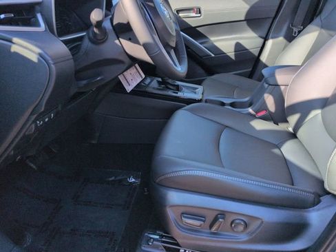 Certified 2026 Toyota Corolla Cross XLE image 13