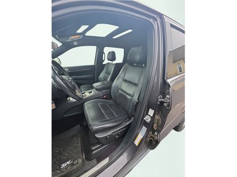 Used 2017 Jeep Grand Cherokee Limited w/ Luxury Group II AWD/4WD image 12
