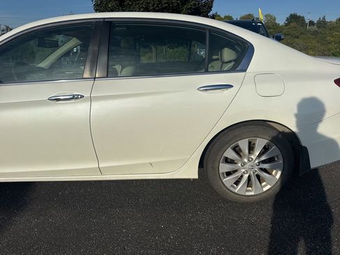 Used 2015 Honda Accord EX-L image 7