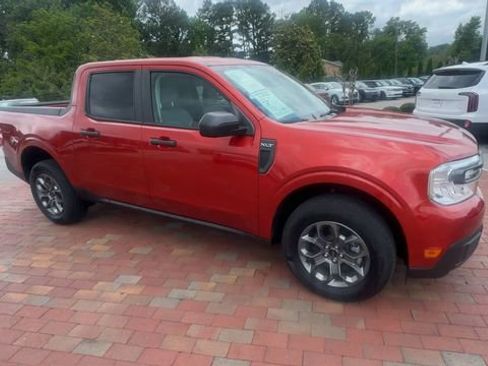 Used 2024 Ford Maverick XLT FWD image 4