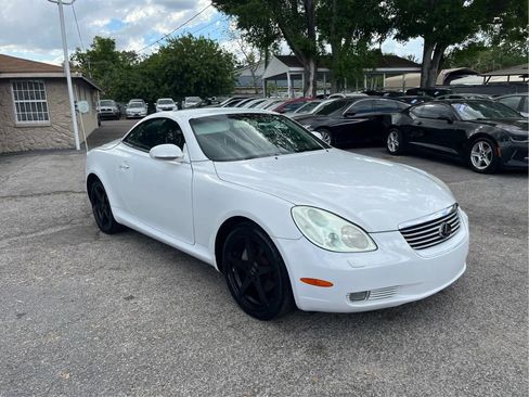 Used 2002 Lexus SC 430 Convertible image 3