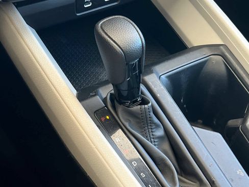 Used 2023 Honda Accord EX image 21