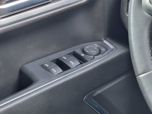 Certified 2023 Chevrolet Silverado 1500 LT w/ Z71 Off-Road Package AWD/4WD image 25