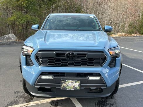 New 2026 Toyota Tacoma TRD Off-Road w/ TRD Off Road Upgrade Package AWD/4WD image 8