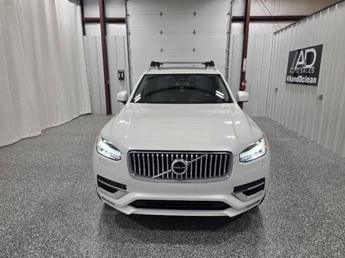Used 2023 Volvo XC90 B6 Ultimate w/ Protection Package Premier AWD/4WD image 2