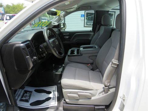 Used 2016 Chevrolet Silverado 1500 W/T w/ WT Fleet Convenience Package AWD/4WD image 4
