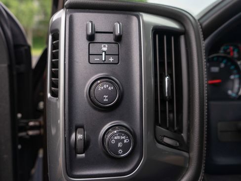 Used 2018 Chevrolet Silverado 2500 LTZ w/ Duramax Plus Package AWD/4WD image 16