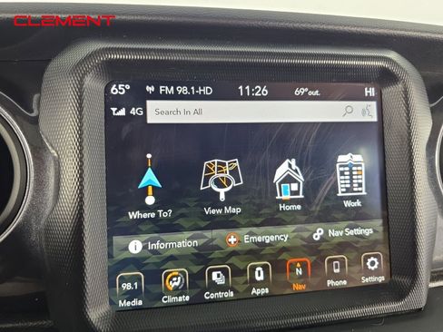 Used 2022 Jeep Gladiator Sport image 18