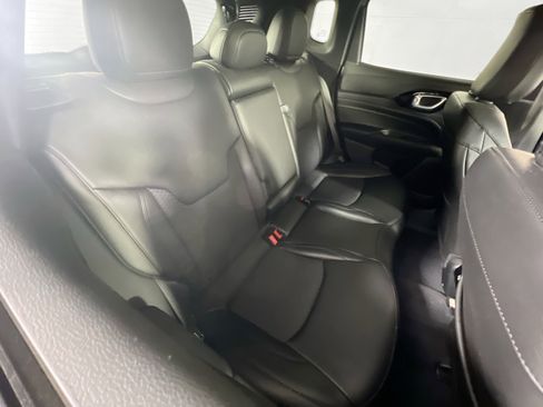 Used 2022 Jeep Compass Altitude w/ Convenience Group image 24