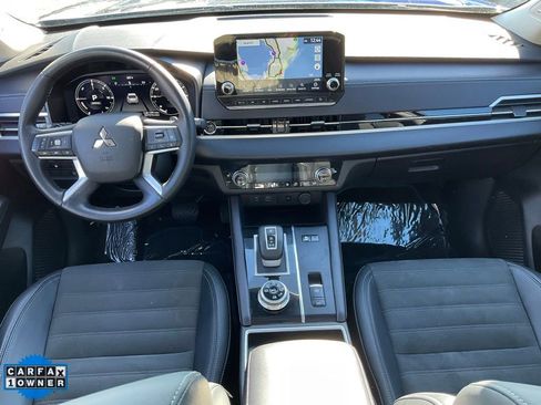 Used 2023 Mitsubishi Outlander SE image 41