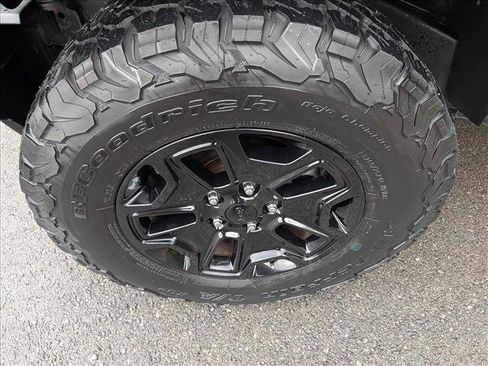 Used 2017 Jeep Wrangler Unlimited Sport AWD/4WD image 10