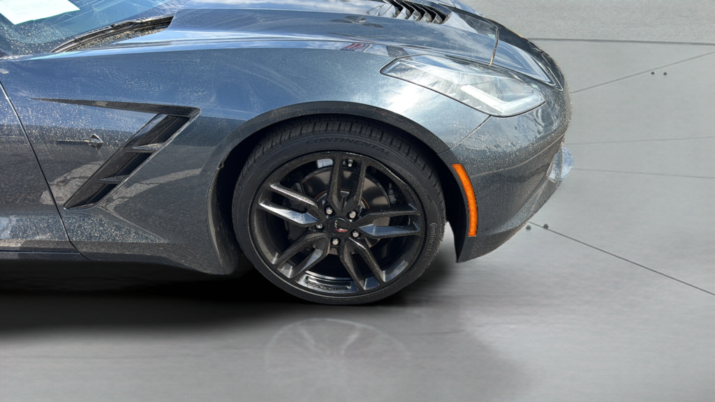 Used 2019 Chevrolet Corvette Stingray Coupe w/ Carbon Flash Badge Package RWD image 34