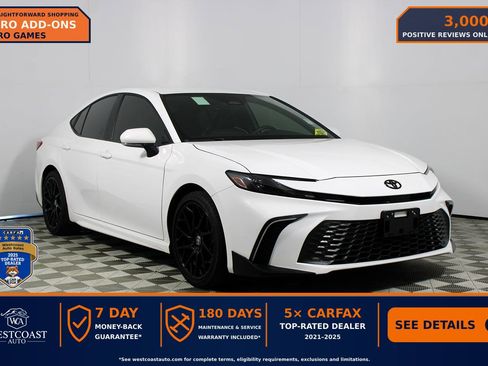 Used 2026 Toyota Camry SE w/ Multimedia Upgrade Package FWD image 1
