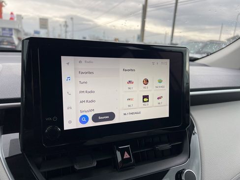 Used 2023 Toyota Corolla Cross L image 12