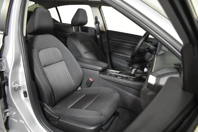 Certified 2025 Nissan Altima 2.5 SV w/ SV Premium Package AWD/4WD image 32