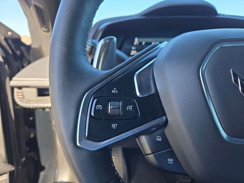 Used 2023 Chevrolet Corvette Stingray Coupe w/ Z51 Performance Package image 18