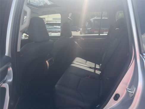 Used 2019 Lexus GX 460 Premium AWD/4WD image 11