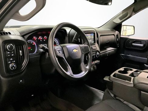 Used 2019 Chevrolet Silverado 1500 Custom image 17