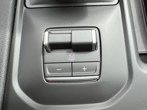 New 2026 GMC Sierra 1500 AT4 w/ AT4 Premium Package AWD/4WD image 42