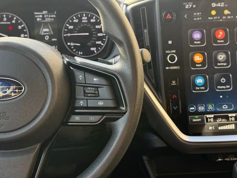 Used 2025 Subaru Crosstrek 2.0i Premium image 12