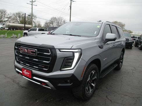 Used 2025 GMC Yukon AT4 image 11