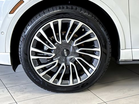 Used 2020 Lincoln Corsair Reserve w/ Equipment Group 202A AWD/4WD image 27