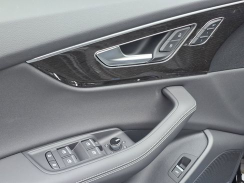 New 2026 Audi Q8 Premium Plus image 40