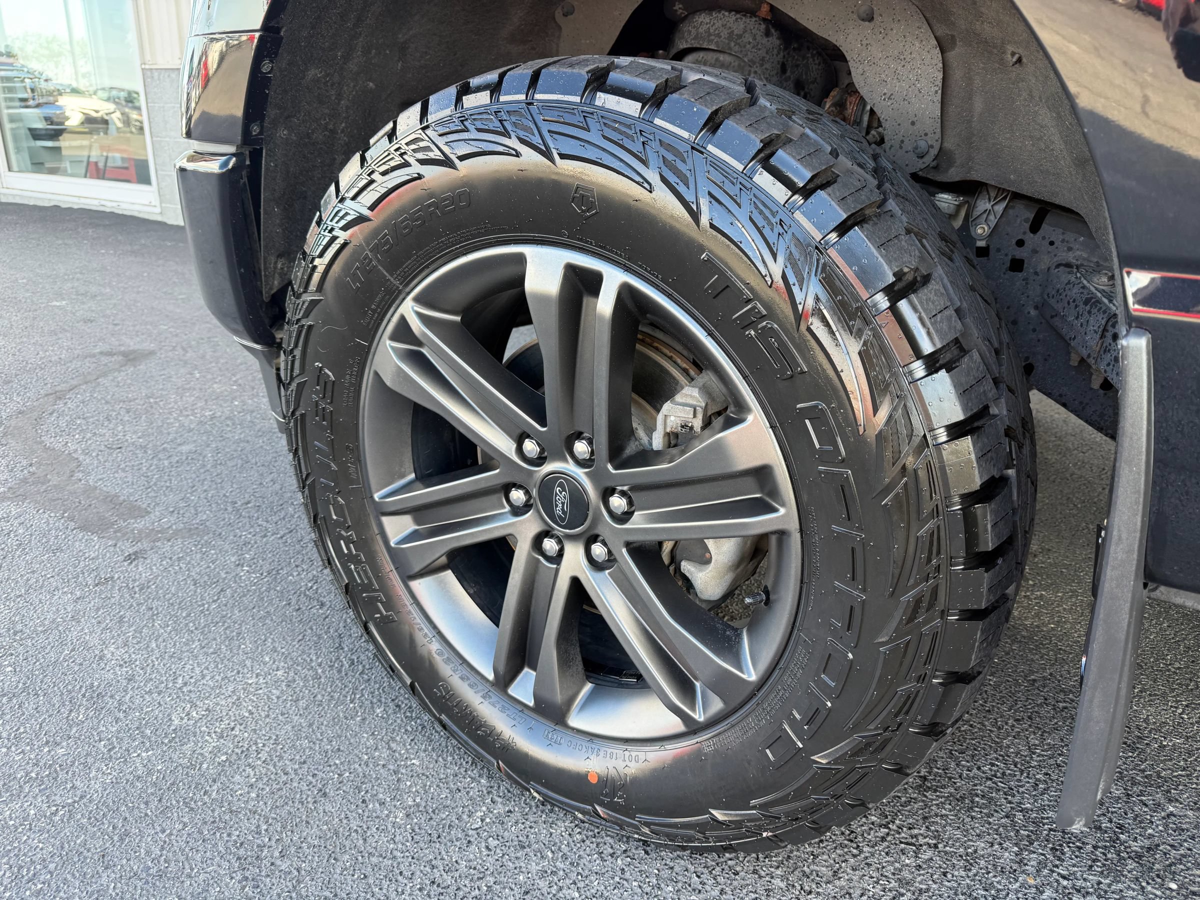 Used 2021 Ford F150 Lariat AWD/4WD image 12