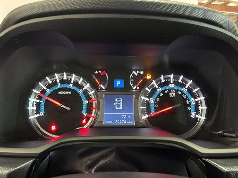 Used 2018 Toyota 4Runner Limited AWD/4WD image 15
