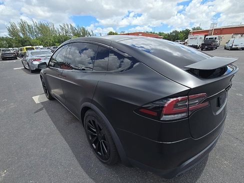 Used 2022 Tesla Model X AWD/4WD image 12