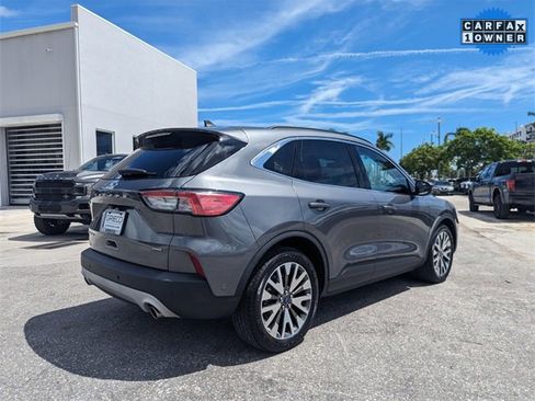 Used 2021 Ford Escape Titanium image 19