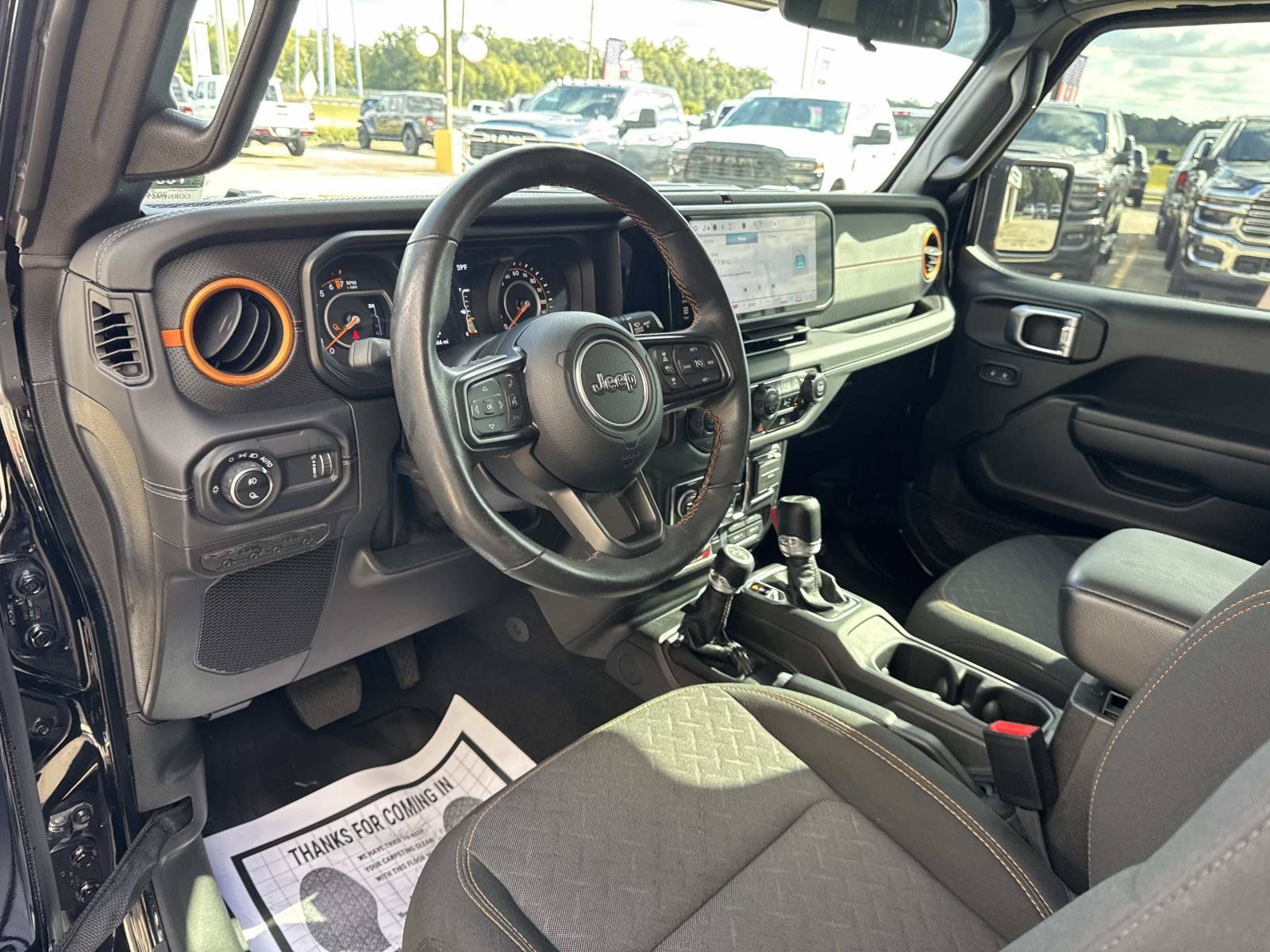 Used 2024 Jeep Gladiator Mojave w/ Convenience Group AWD/4WD image 17