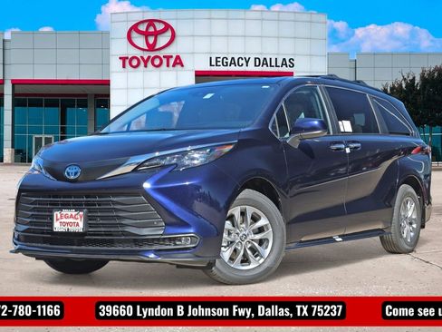 New 2026 Toyota Sienna XLE FWD image 1