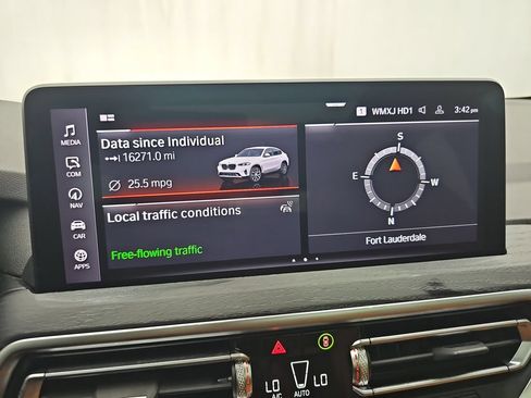 Used 2023 BMW X4 xDrive30i w/ Parking Assistance Package AWD/4WD image 29