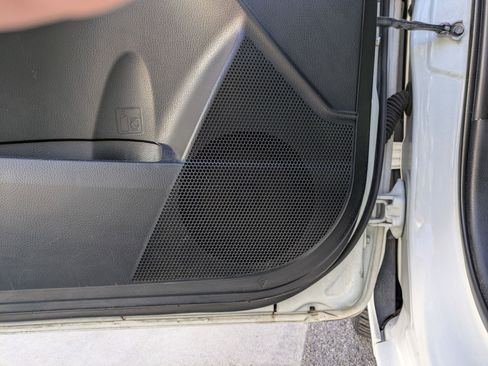 Used 2015 Toyota Corolla S image 15